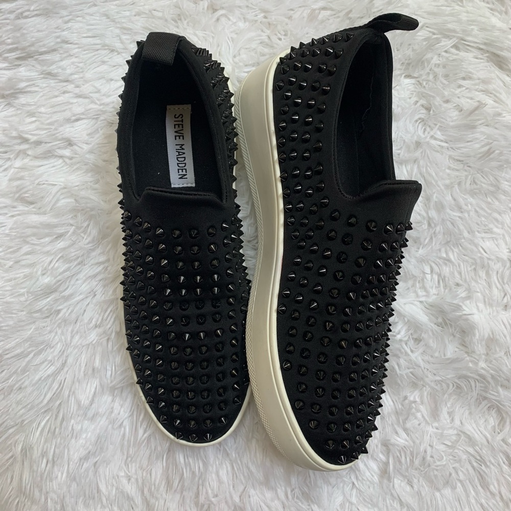 NEW Steve Madden Studded Shoes